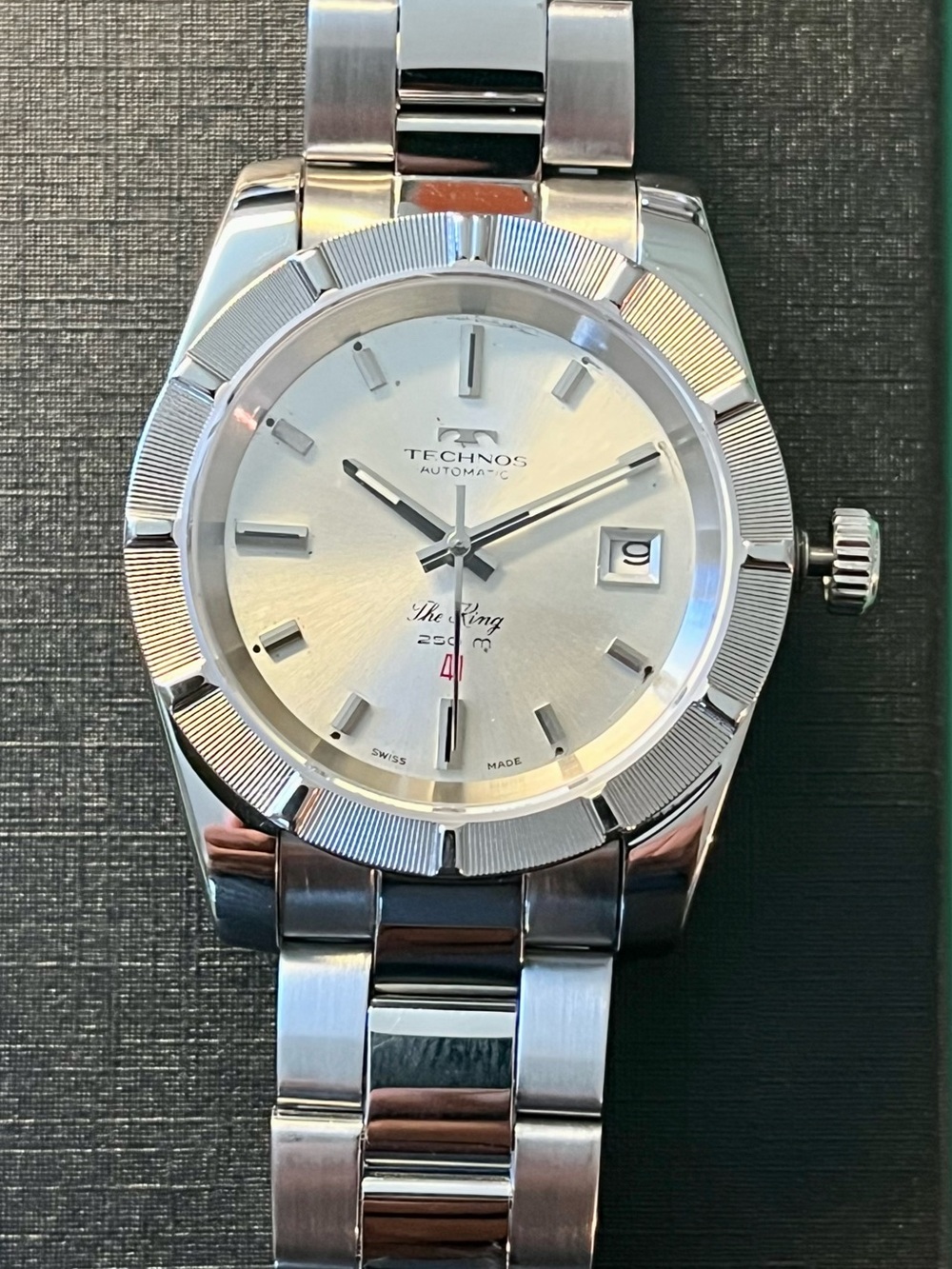 **3 DAY SALE** 0829-02 TECHNOS  STAR CHIEF wristwatch - Picture 6 of 6